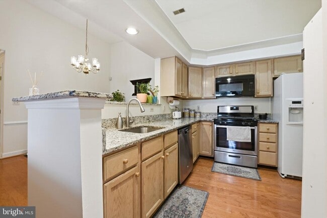 Building Photo - 9224 Cardinal Forest Ln