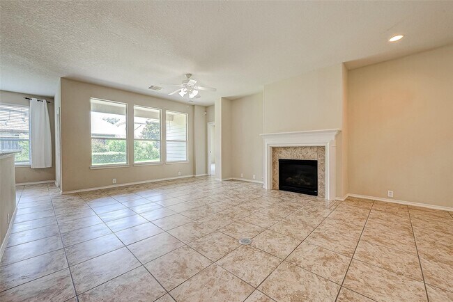 Building Photo - 10011 Terrance Springs Ln