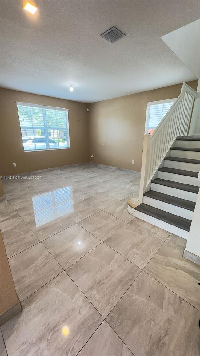 Building Photo - 24461 SW 117 Path