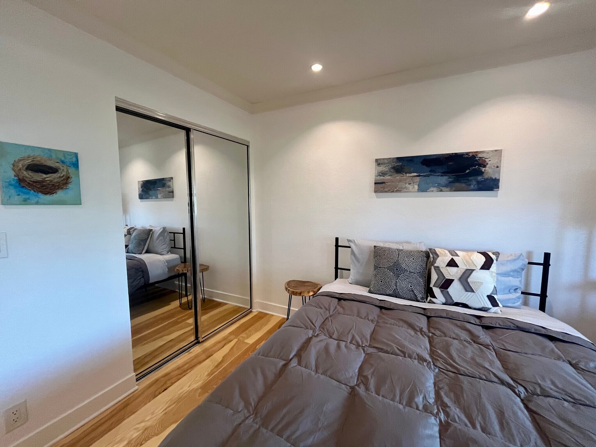 Building Photo - 1085 12th St