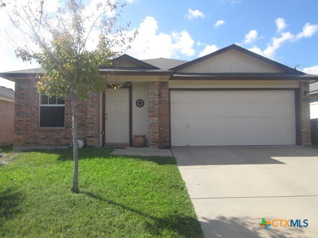 Primary Photo - 1213 Fox Creek Dr