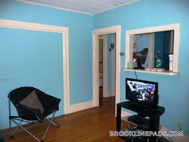 Building Photo - 100 St Mary's St