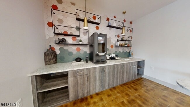 Building Photo - 1181 Morris Ave