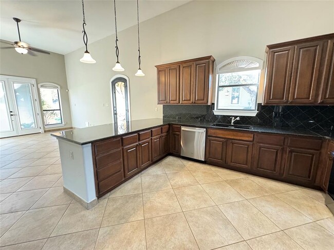 Building Photo - 15100 Lariat Trail