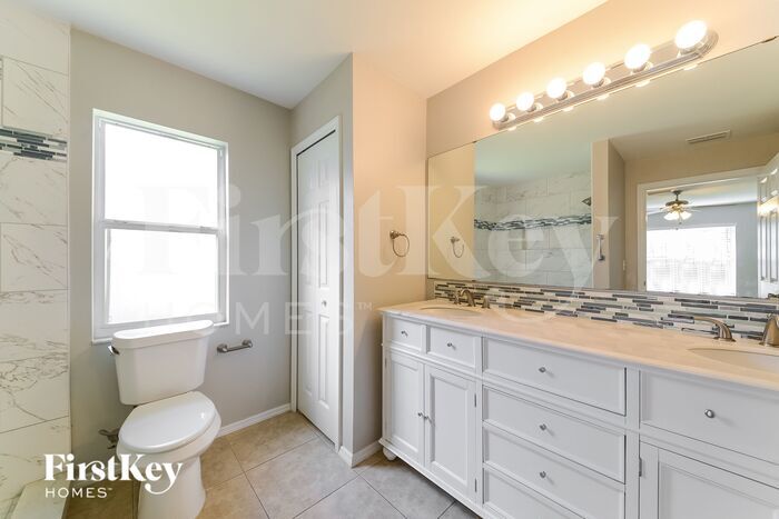 Building Photo - 4022 Banbury Cir