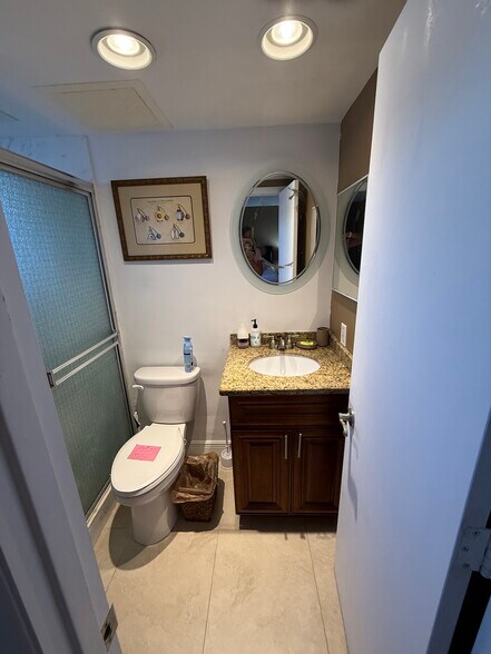 Building Photo - 6000 N Ocean Blvd