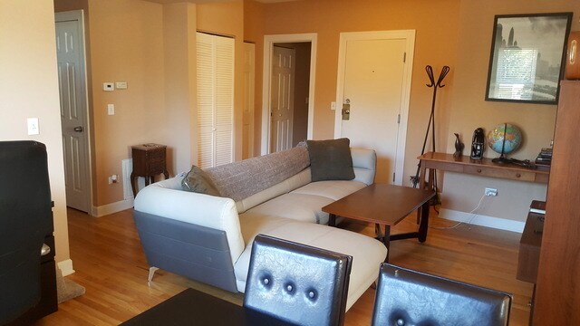 Building Photo - 5150 N Avers Ave