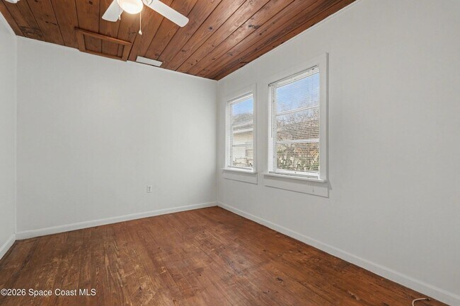 Building Photo - 1708 Pine St