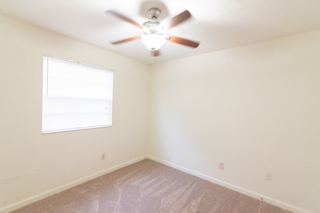 Building Photo - 3753 Maria Cir