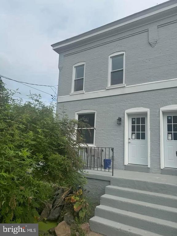 Building Photo - 15 Sacco Rd