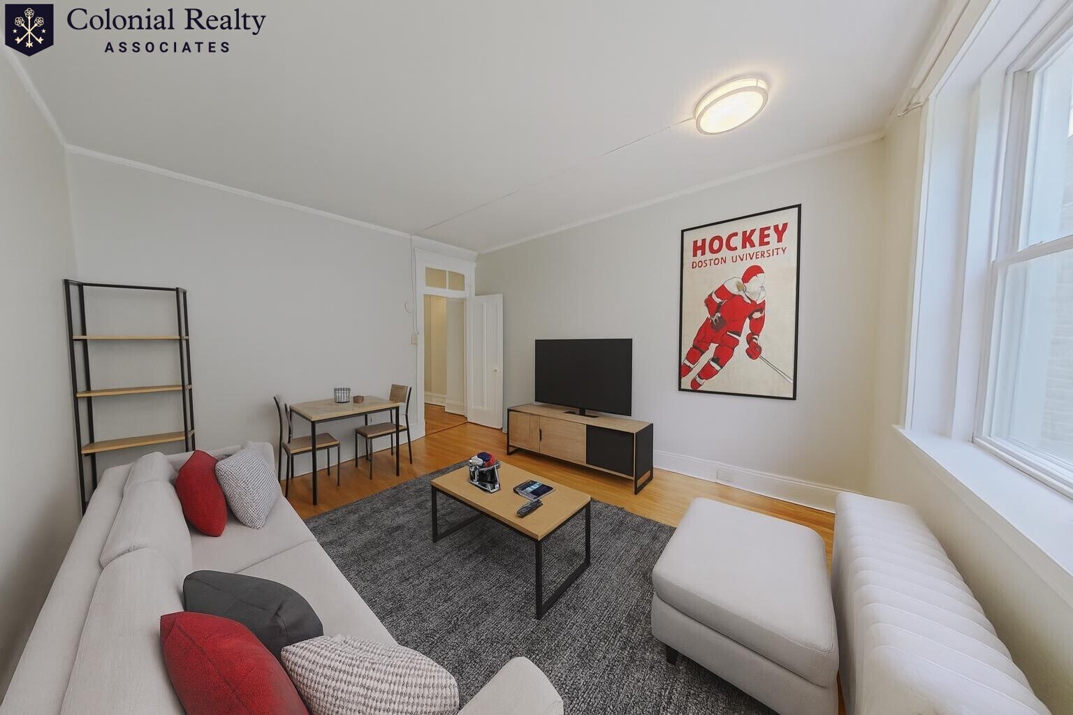 Building Photo - 330 St Paul St