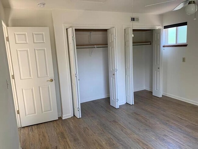 Building Photo - 1526 Whedbee St