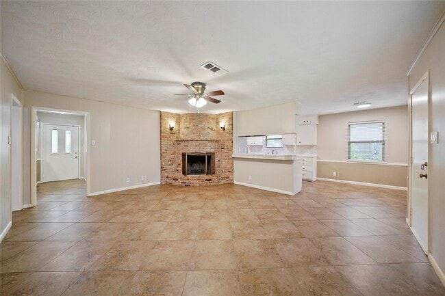 Building Photo - 1319 Spillers Ln