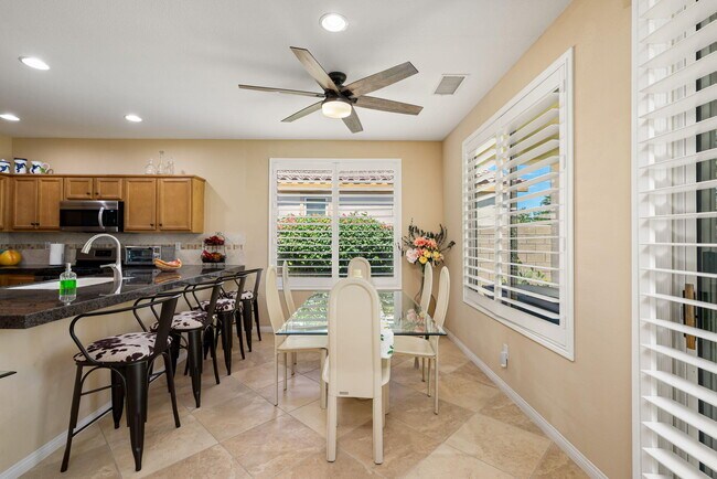 Building Photo - 60268 Sweetshade Ln