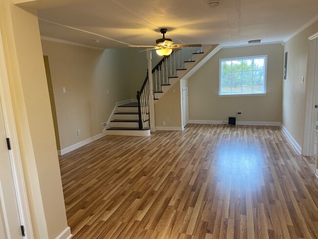 Building Photo - 903 Cattell Rd