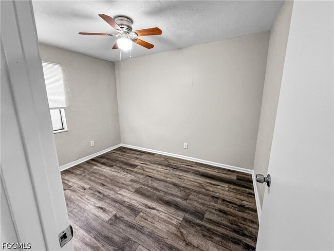 Building Photo - 3744 Estelle Ave