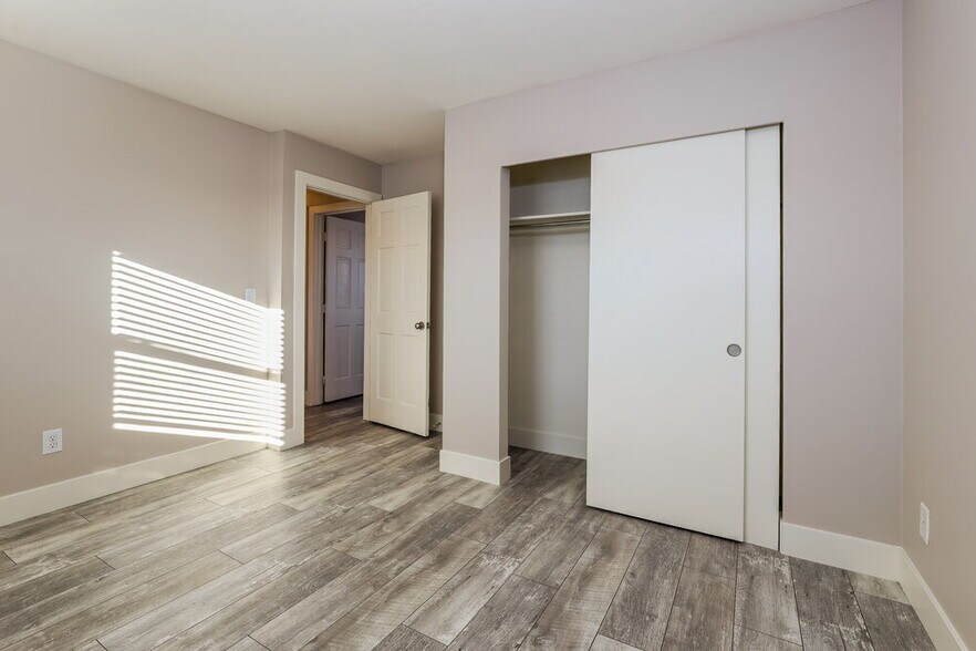 Building Photo - 4901 Banquet Ave