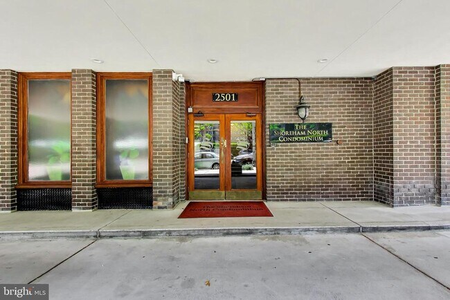 Building Photo - 2501 Calvert St NW