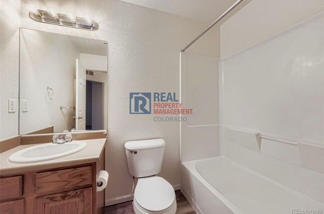 Building Photo - 12740 Jasmine St