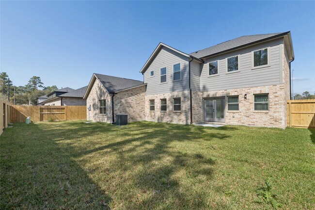 Building Photo - 20019 Venetto St