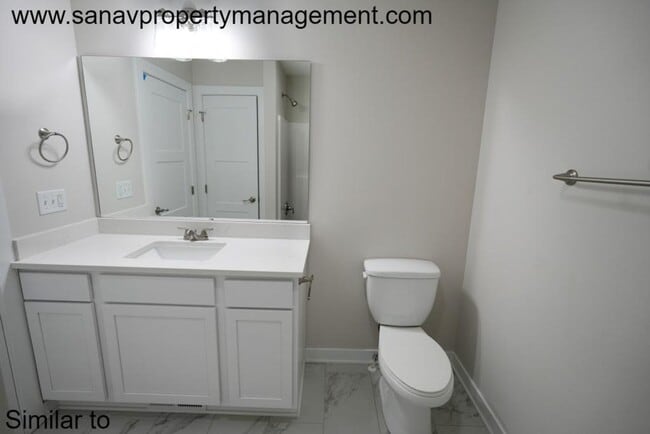 Building Photo - "Modern Comfort & Convenience: 3 Bed, 2 Bath Ranch Style Home in Waukee's Prime Location"