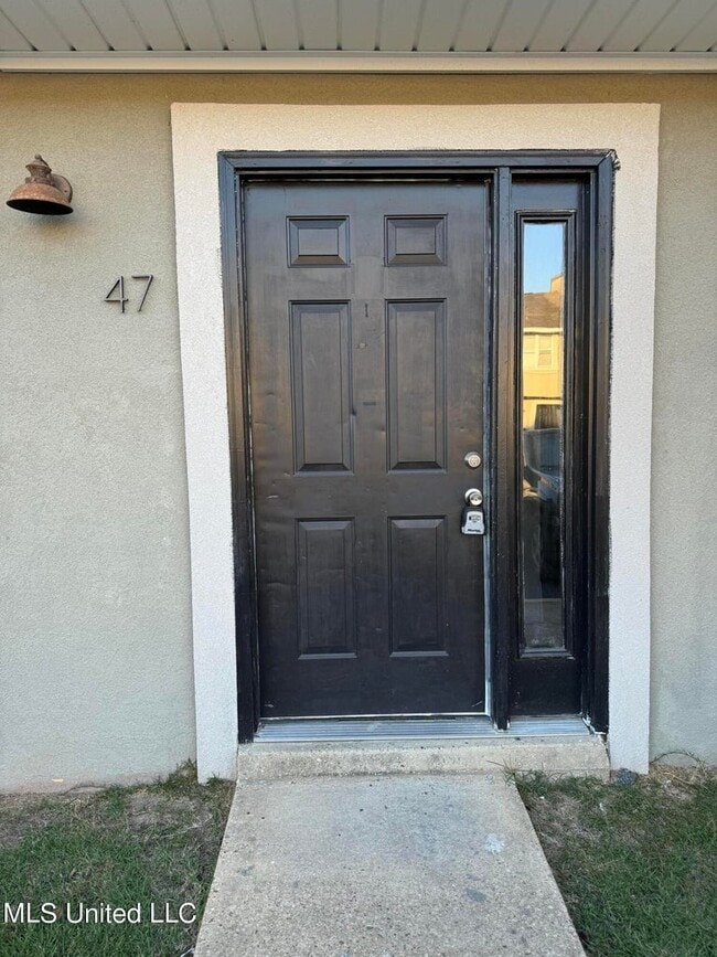 Building Photo - 1625 Martin Bluff Rd