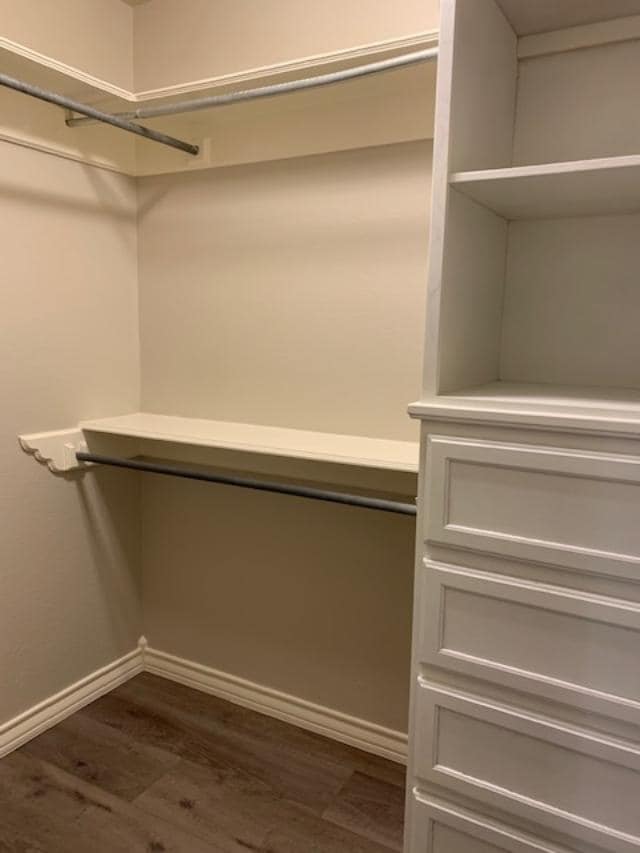 Building Photo - 1000 Ranchway Dr