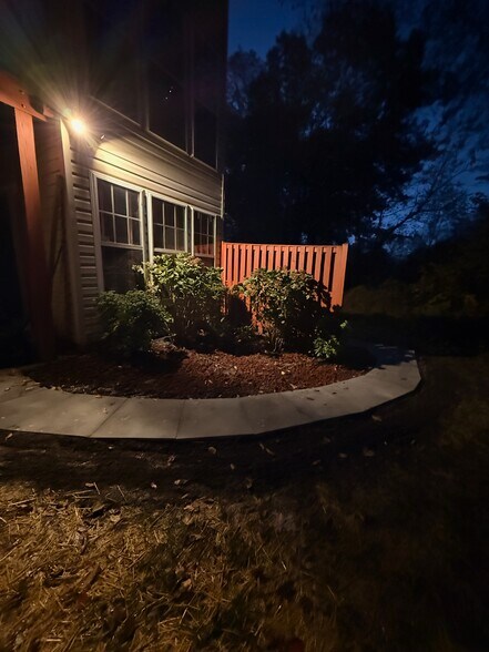 Quiet Garden-Level Entrance with Total Privacy Skip crowded apartment hallways . - 246 Arcadia Shores Cir