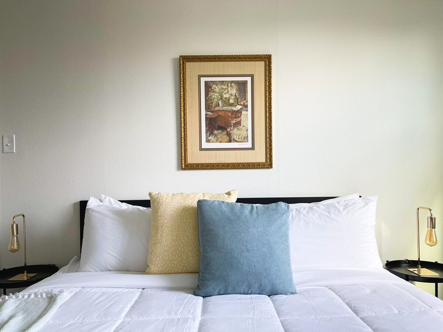 Building Photo - 2515 Burnet Ave