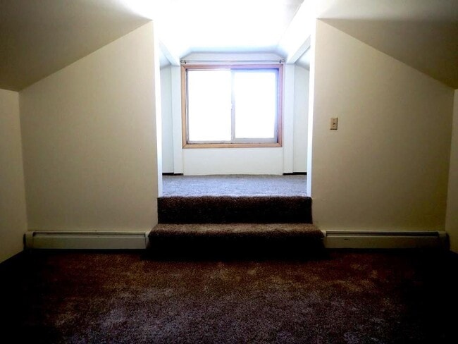 Building Photo - 53580 Marlea Ave