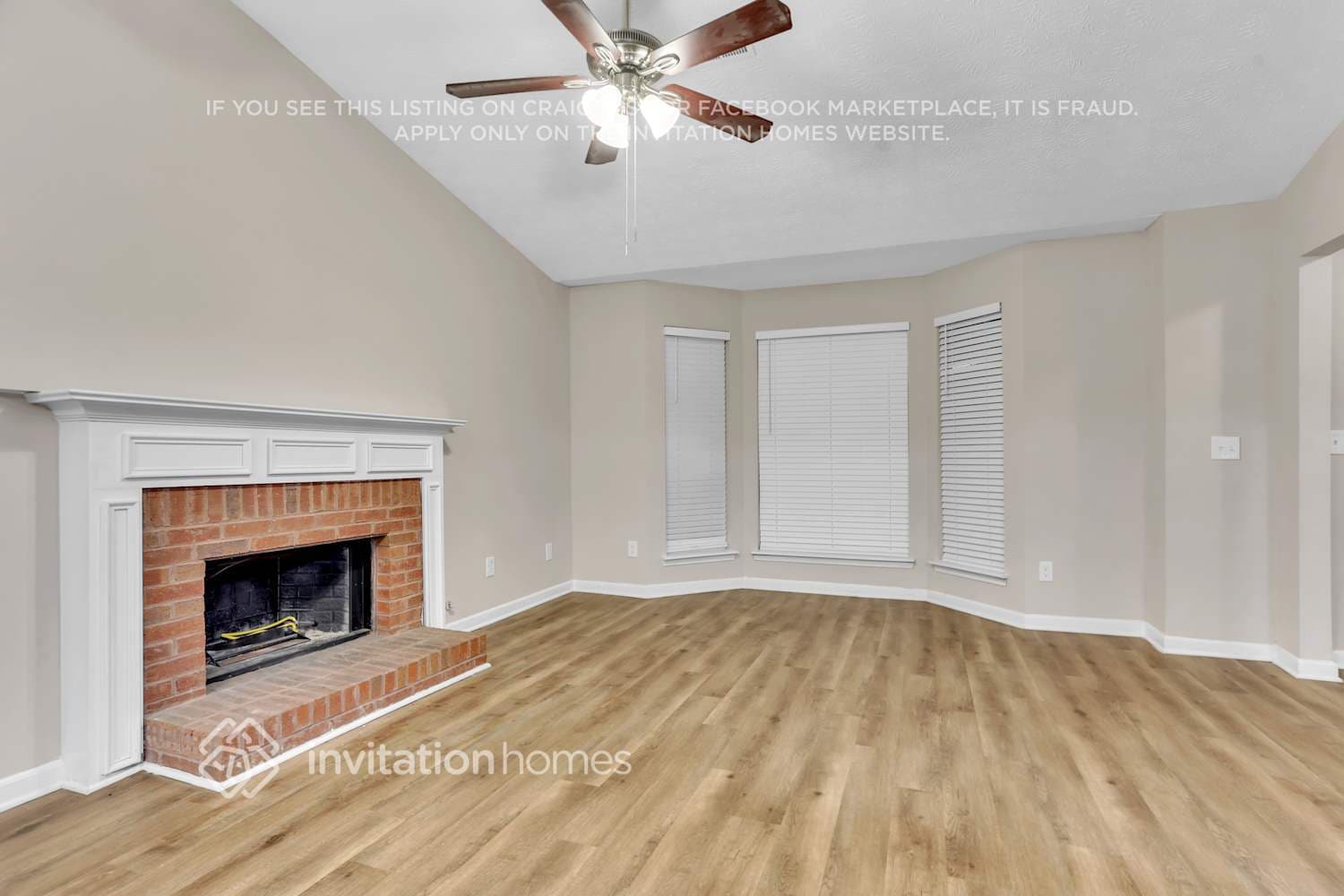 Building Photo - 3728 Adamsville Dr SW
