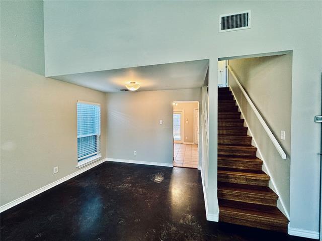 Building Photo - 1508 Villars St
