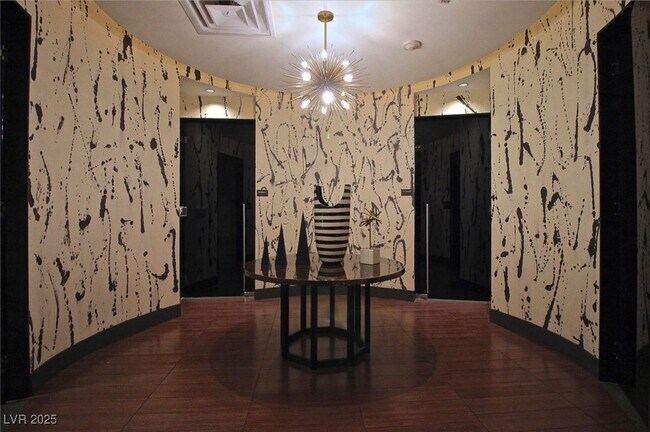 Building Photo - 4471 Dean Martin Dr