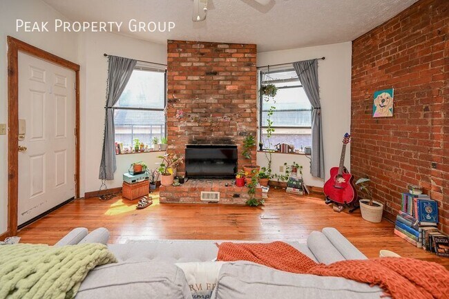 Building Photo - 3207 Vine St