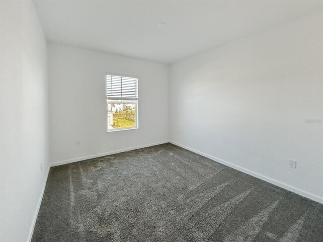 Building Photo - 2426 Skyline Lp