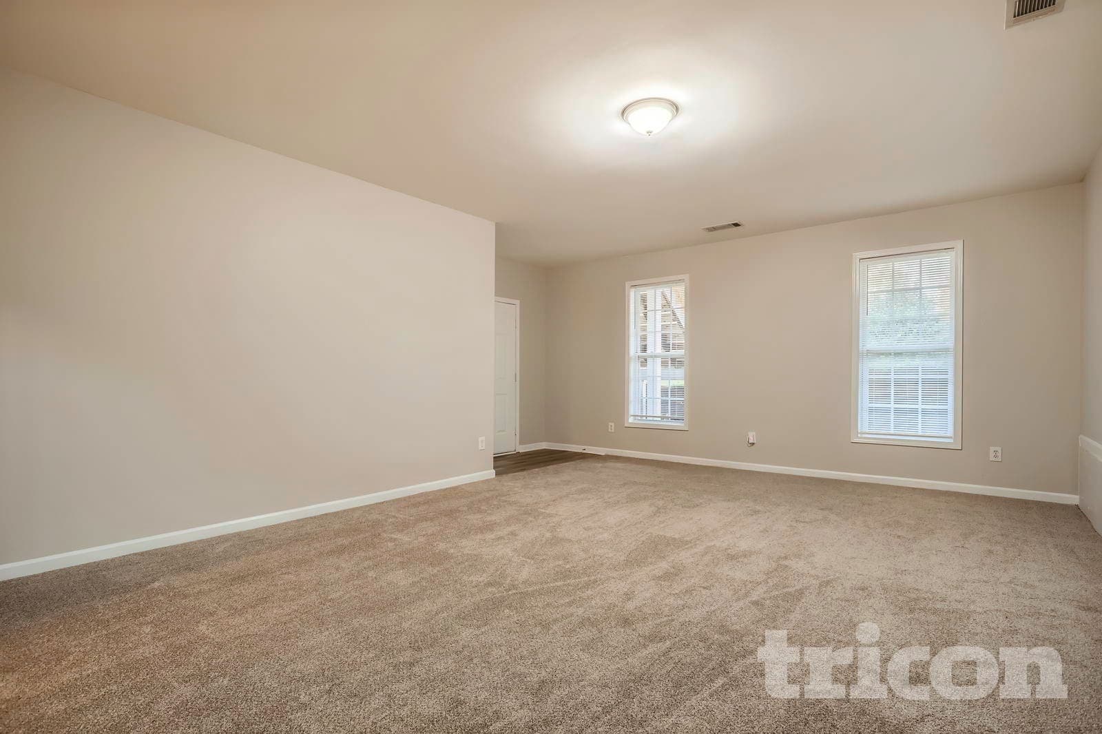 Building Photo - 2485 Highland Golf Course Cir SE