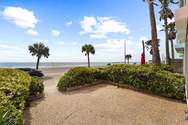 Building Photo - 8416 Seawall Blvd