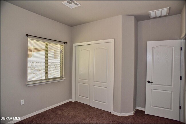 Building Photo - 2120 Thomas Lackland St