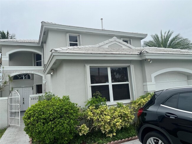 Building Photo - 4805 SW 154th Ave