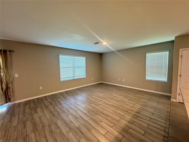 Building Photo - 2327 Ashberry Ridge Dr