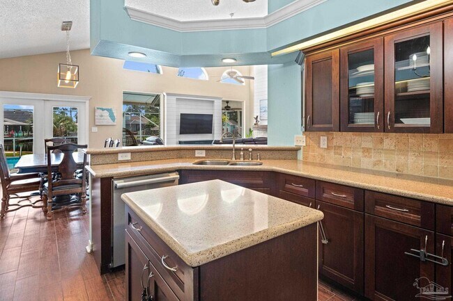 Building Photo - 1672 Kauai Ct