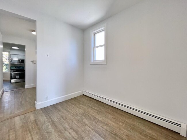 Building Photo - 212 15th St