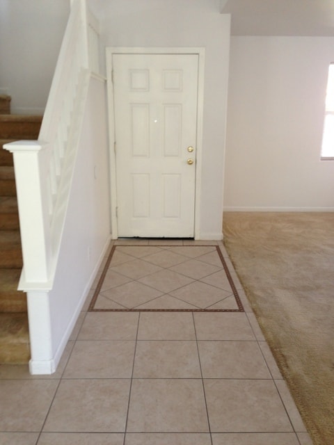 Building Photo - 2328 S Fallbrook Dr