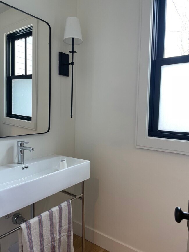 downstairs powder room - 39 Cottage Ln