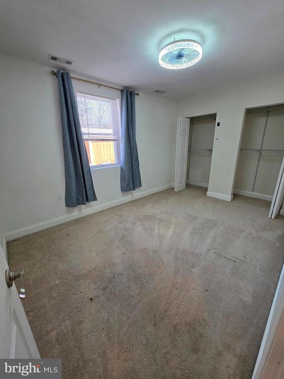 Building Photo - 1342 Edna Rd