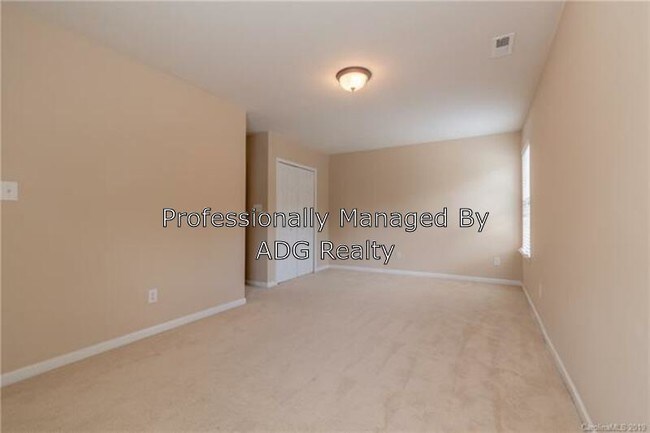 Building Photo - 17746 Caldwell Track Dr