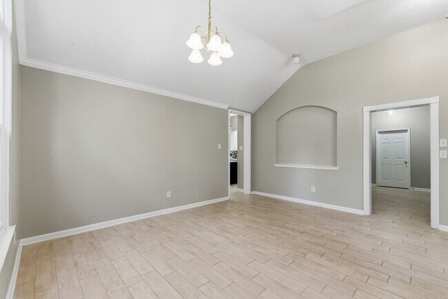 Building Photo - 7215 Bristol Ridge Dr