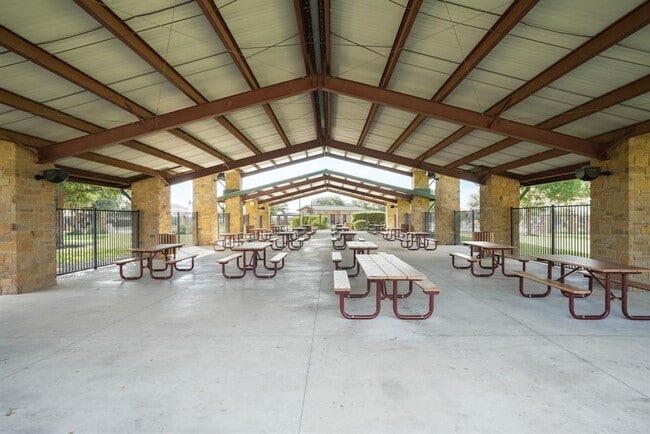 Building Photo - 167 Brazil Dr