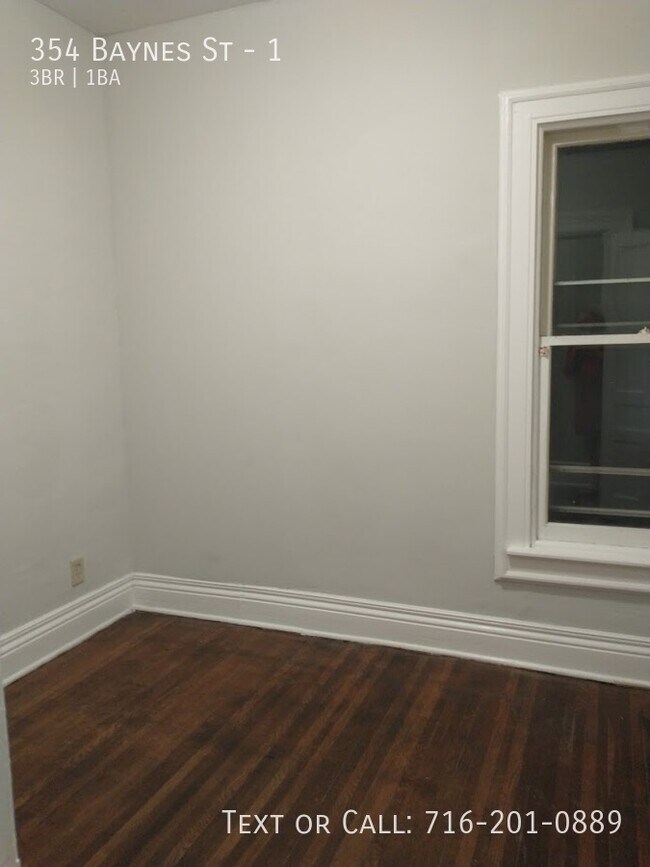 Building Photo - 354 Baynes St