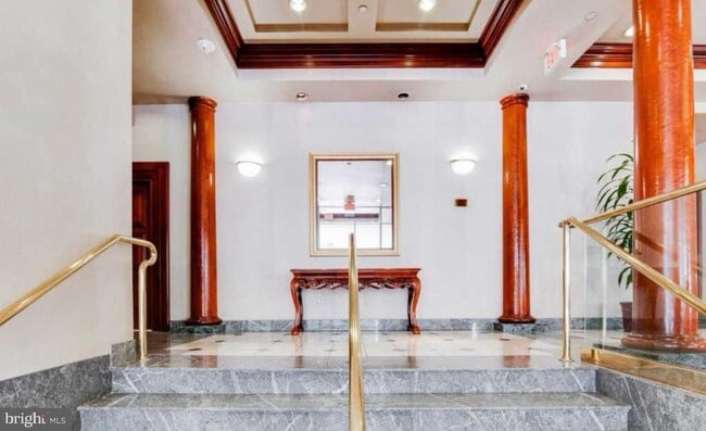 Building Photo - 1230 23rd St NW